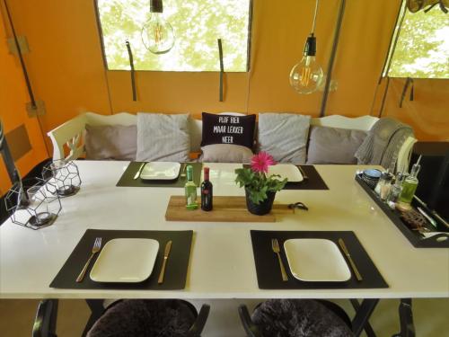 eettafel